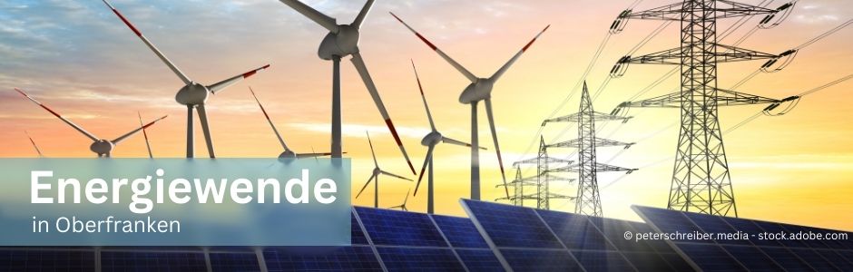 PV-Anlagen, Windräder und Stromtrasse