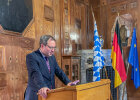 Steckkreuz-Verleihung, Regierungspräsident Florian Luderschmid